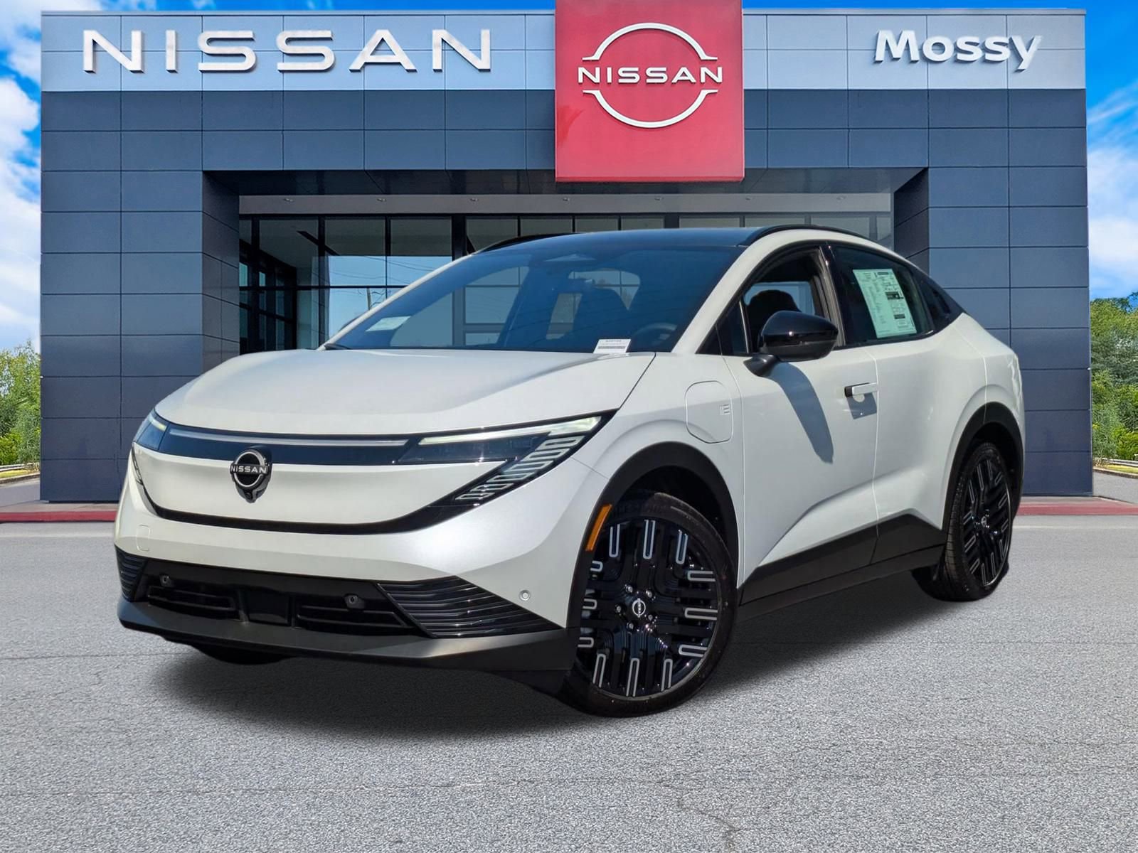 New 2026 Nissan Leaf Platinum+