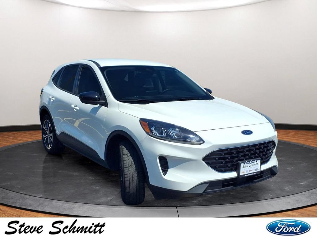 Used 2022 Ford Escape SE w/ SE Sport Appearance Package AWD/4WD image 26