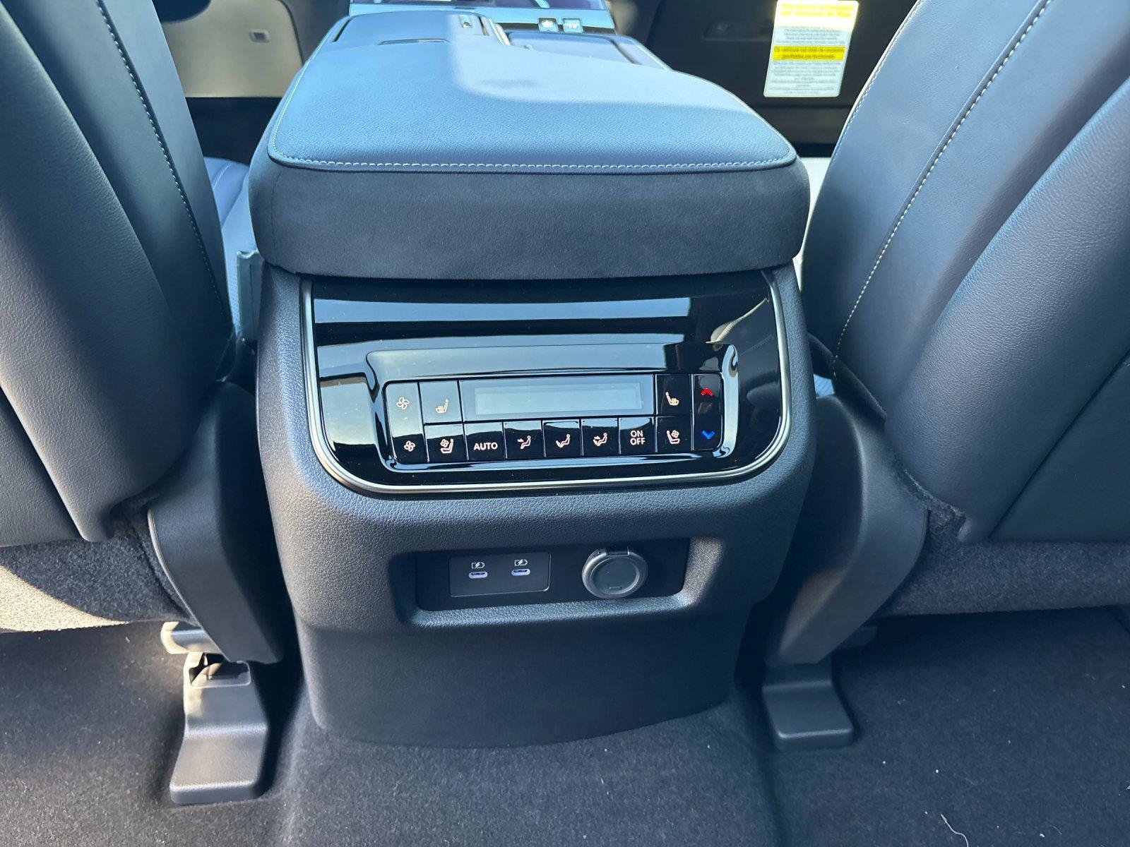 New 2027 INFINITI QX80 Sensory AWD/4WD image 34