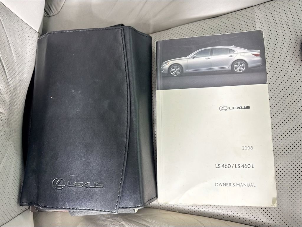 Used 2008 Lexus LS 460 image 39