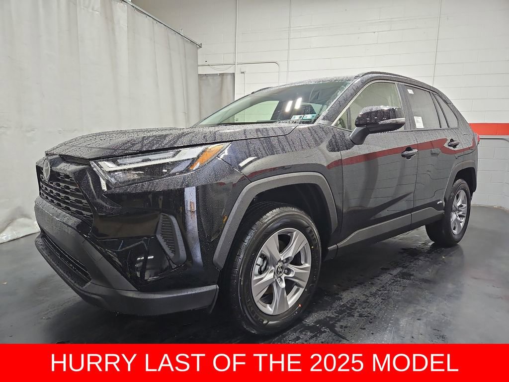 New 2025 Toyota RAV4 XLE image 3