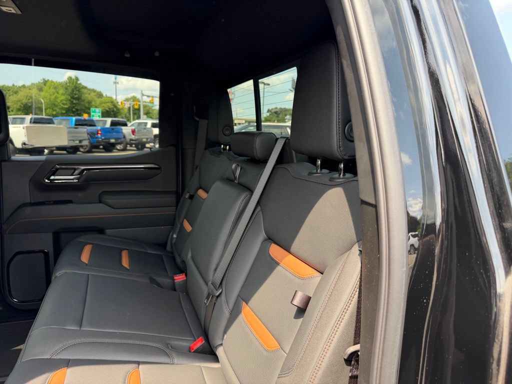 New 2026 GMC Sierra 1500 AT4 w/ Technology Package AWD/4WD image 14