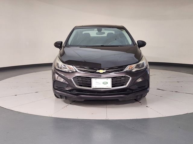 Used 2017 Chevrolet Cruze LT w/ Sun And Sound Package FWD image 9