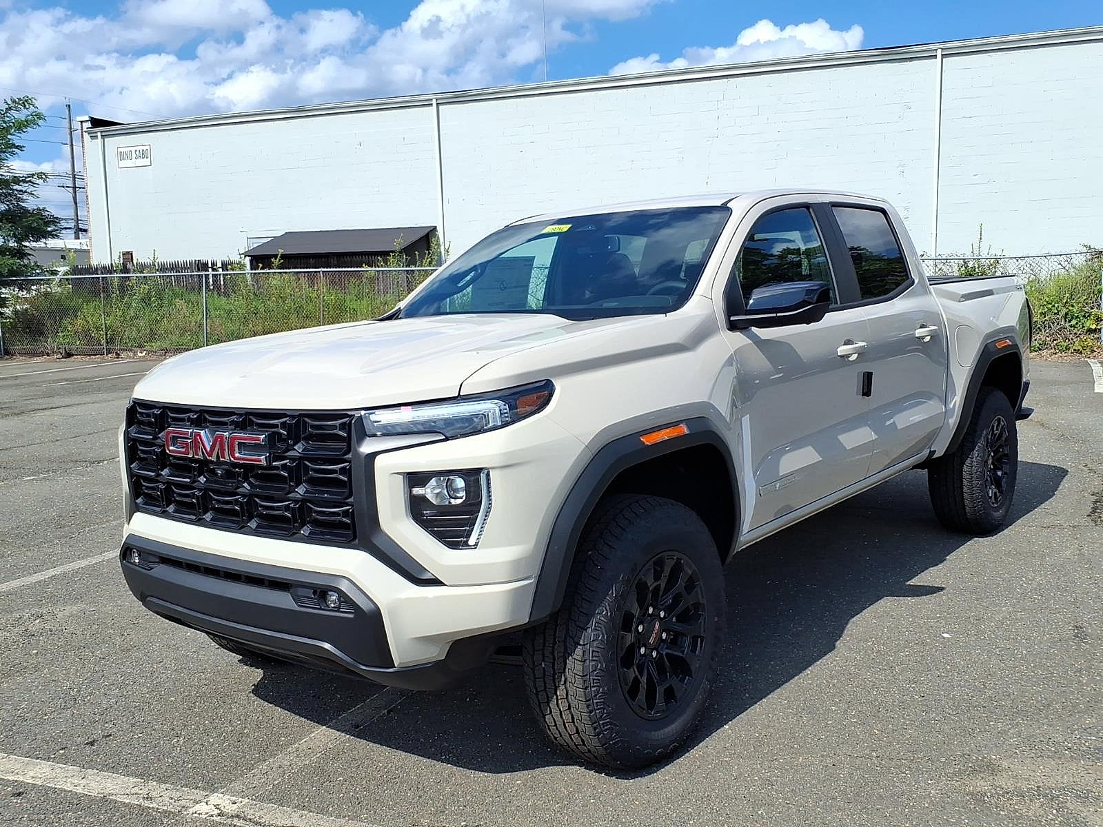 New 2026 GMC Canyon Elevation AWD/4WD image 3