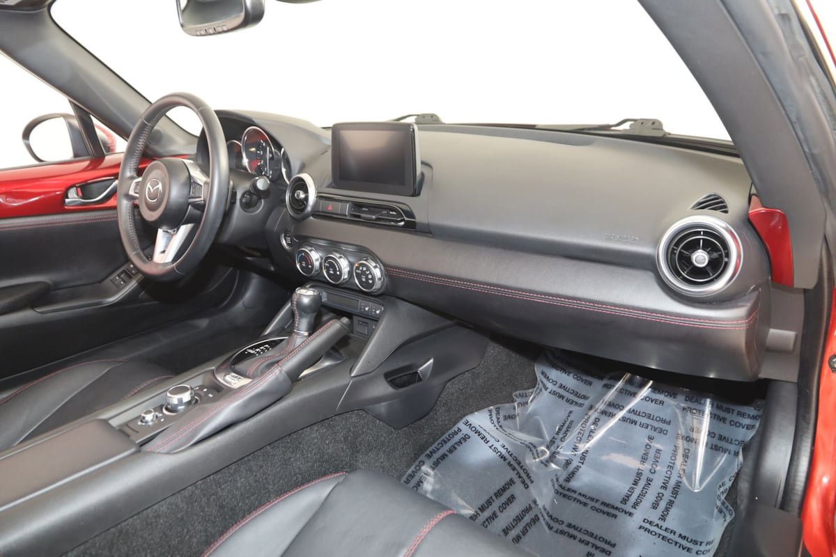 Used 2019 MAZDA MX-5 Miata RF Grand Touring RWD image 50