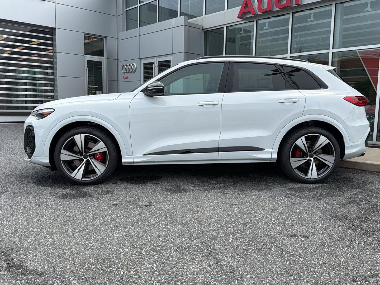 New 2026 Audi SQ5 Premium Plus AWD/4WD image 2