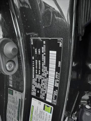 Certified 2025 Toyota Corolla Cross XLE image 22