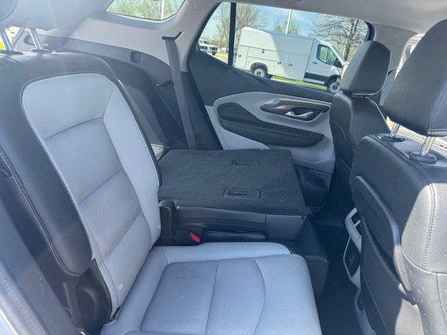 Used 2024 GMC Terrain SLT w/ Infotainment Package II image 35