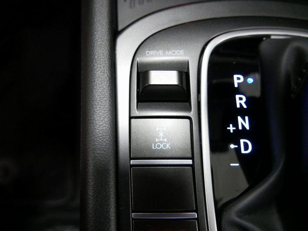 Used 2026 Hyundai Kona SEL Sport AWD/4WD image 24