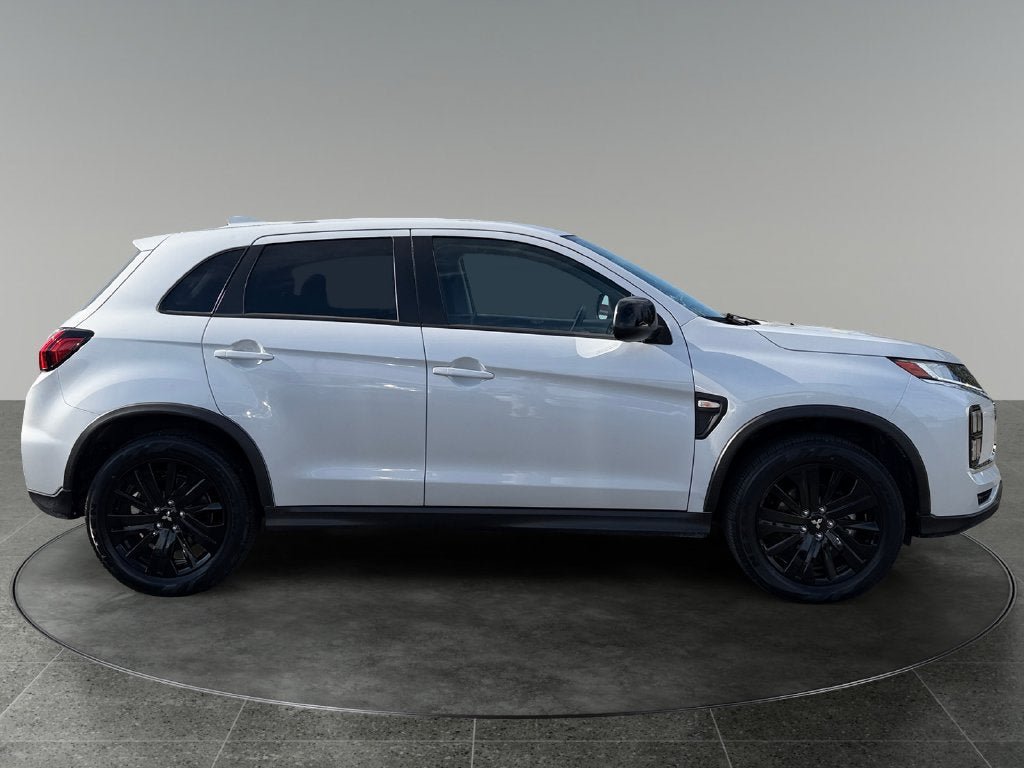 Used 2025 Mitsubishi Outlander Sport AWD image 10
