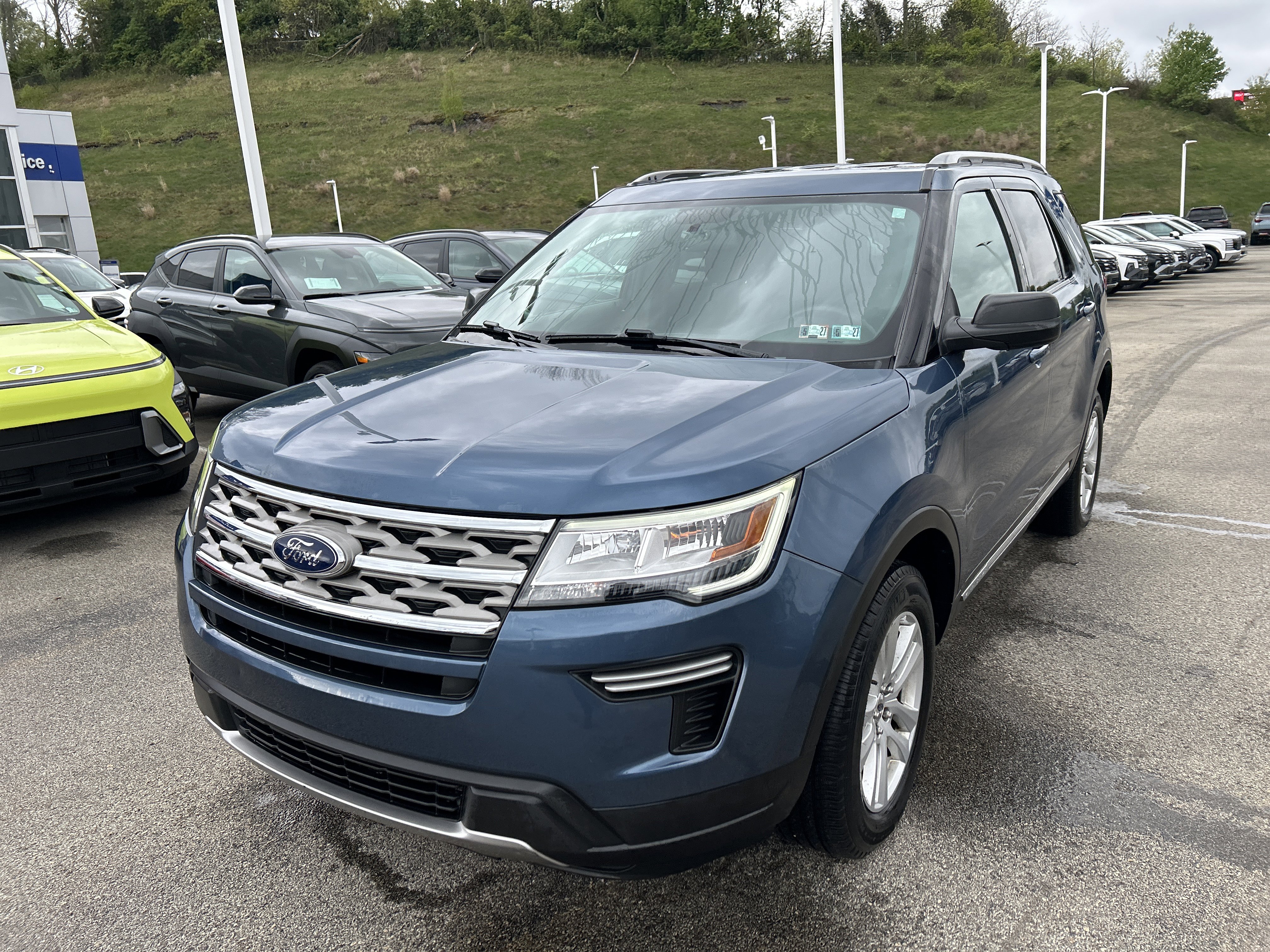 Used 2018 Ford Explorer XLT AWD/4WD image 22
