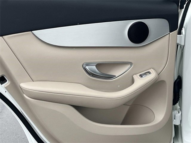 Used 2022 Mercedes-Benz GLC 300 image 21