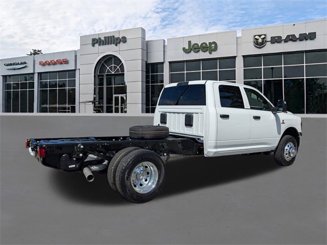 New 2026 RAM 3500 Tradesman w/ Chrome Appearance Group image 4