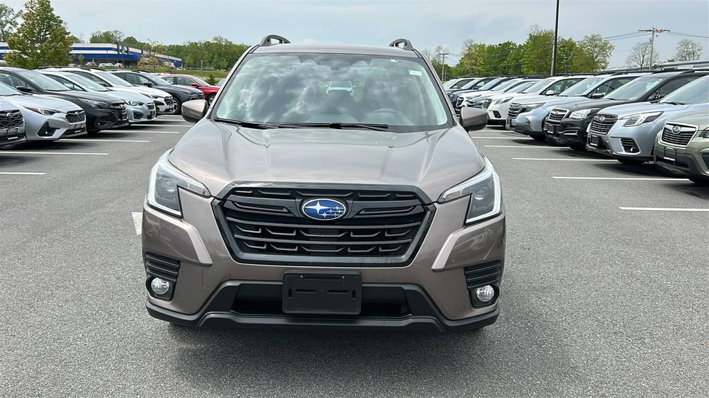Certified 2023 Subaru Forester Premium AWD/4WD image 2