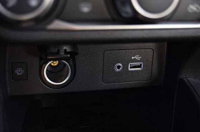 New 2025 Nissan Versa SV image 15