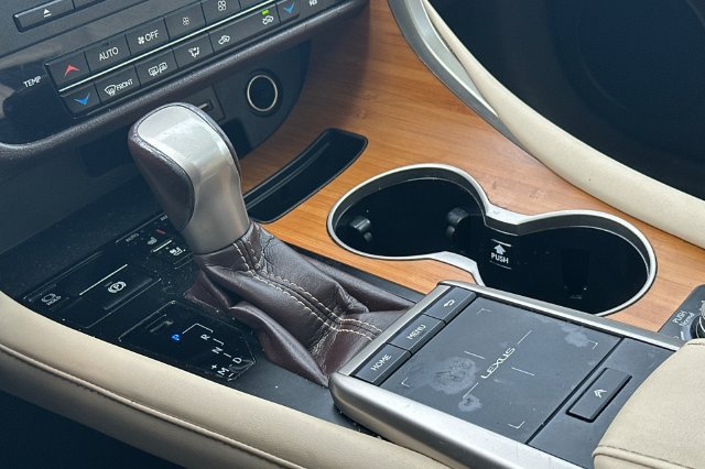 Used 2020 Lexus RX 350 FWD w/ Premium Package image 24