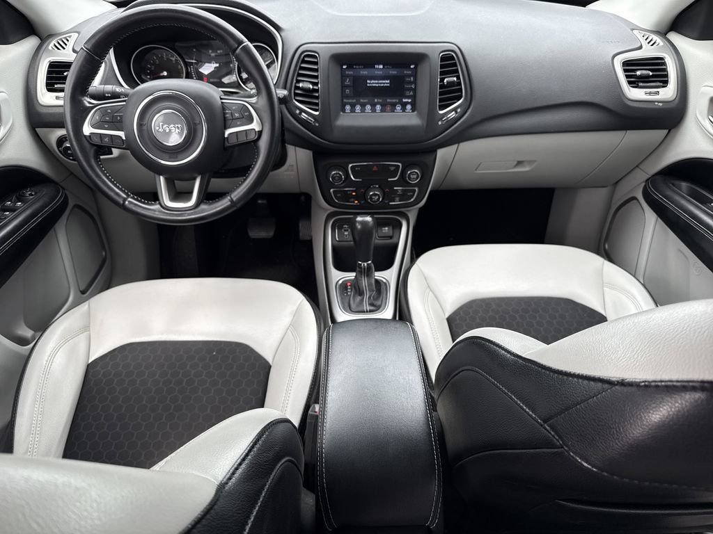 Used 2020 Jeep Compass Latitude image 23