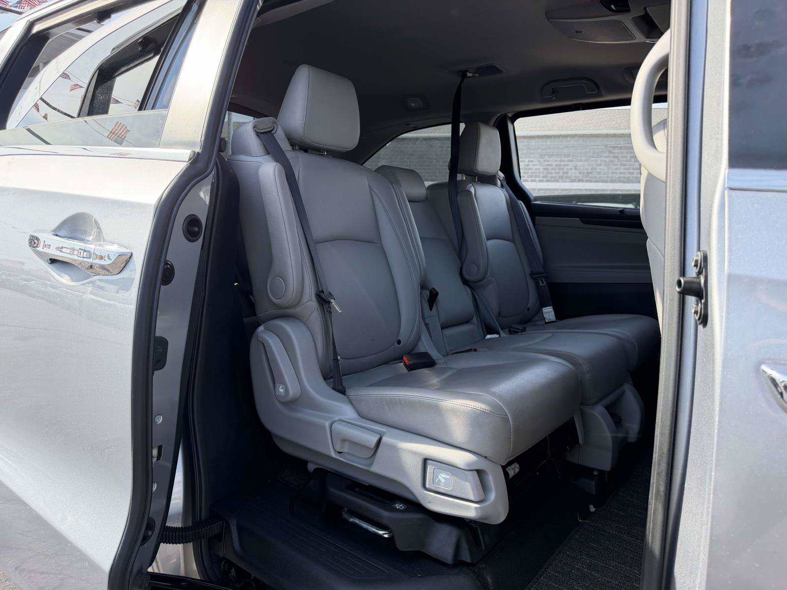 Used 2023 Honda Odyssey Touring image 16