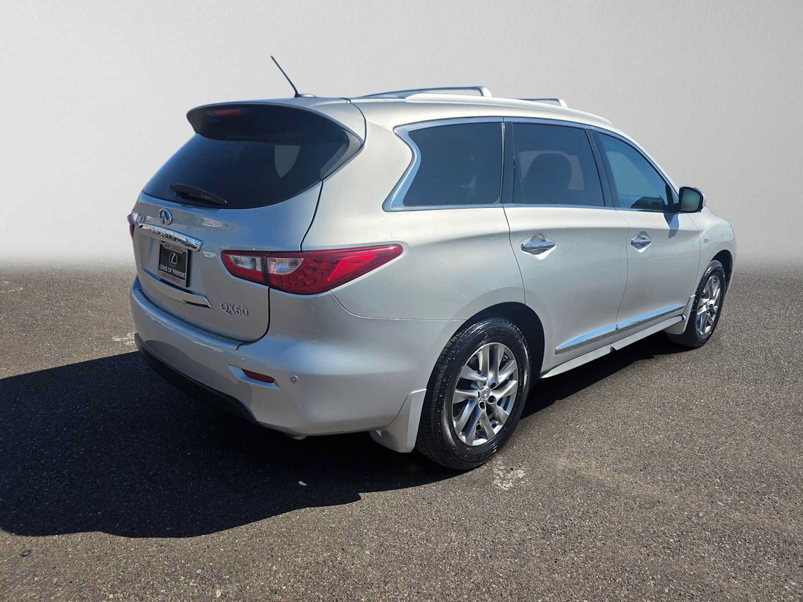 Used 2015 INFINITI QX60 Luxe w/ Premium Plus Package AWD/4WD image 3