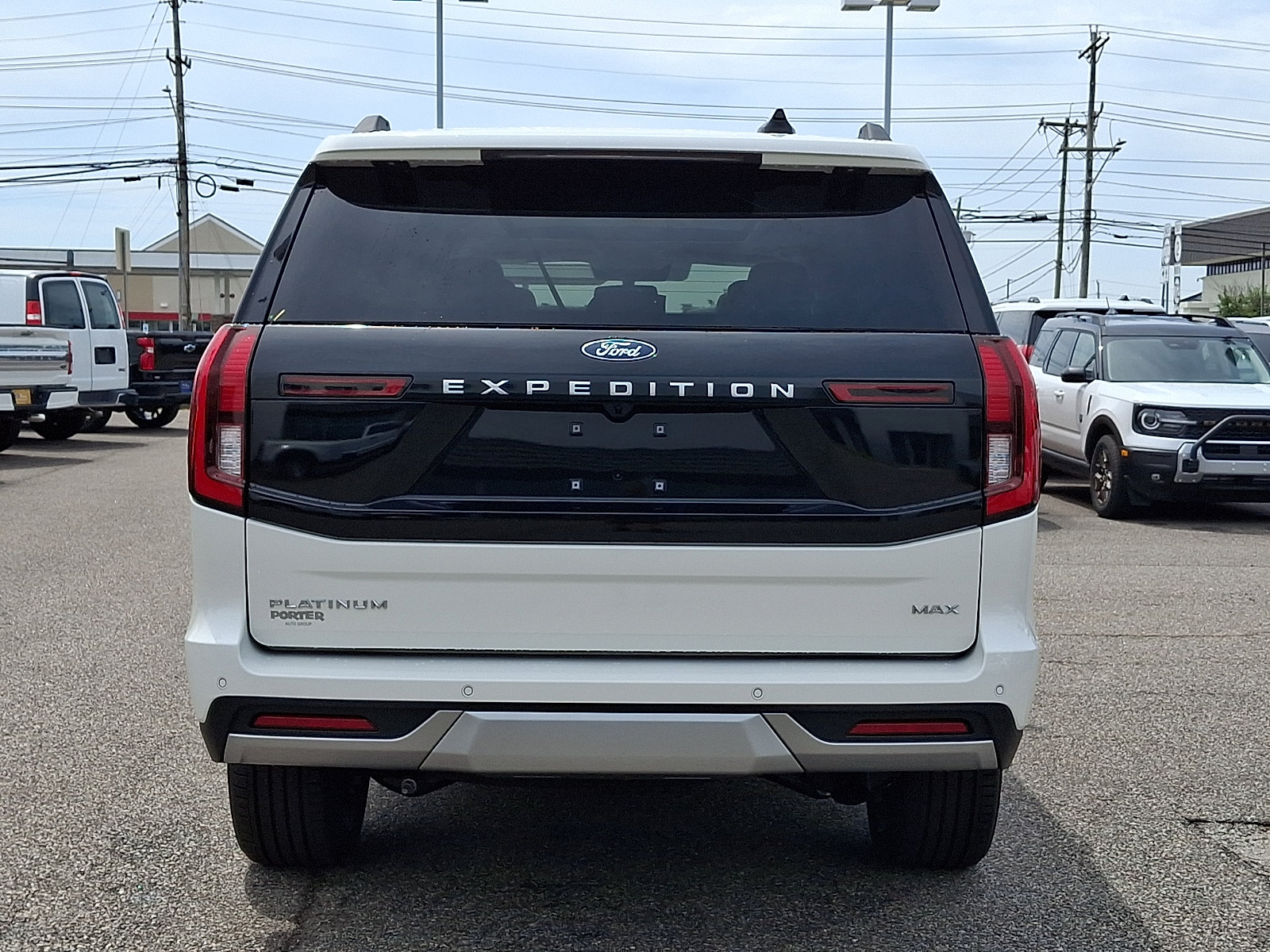Certified 2026 Ford Expedition Max Platinum w/ Platinum Ultimate Package AWD/4WD image 9