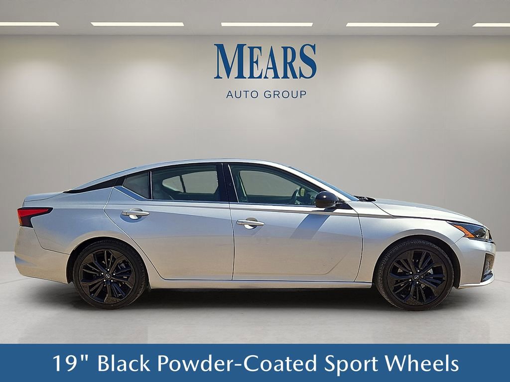 Used 2024 Nissan Altima 2.5 SR image 7