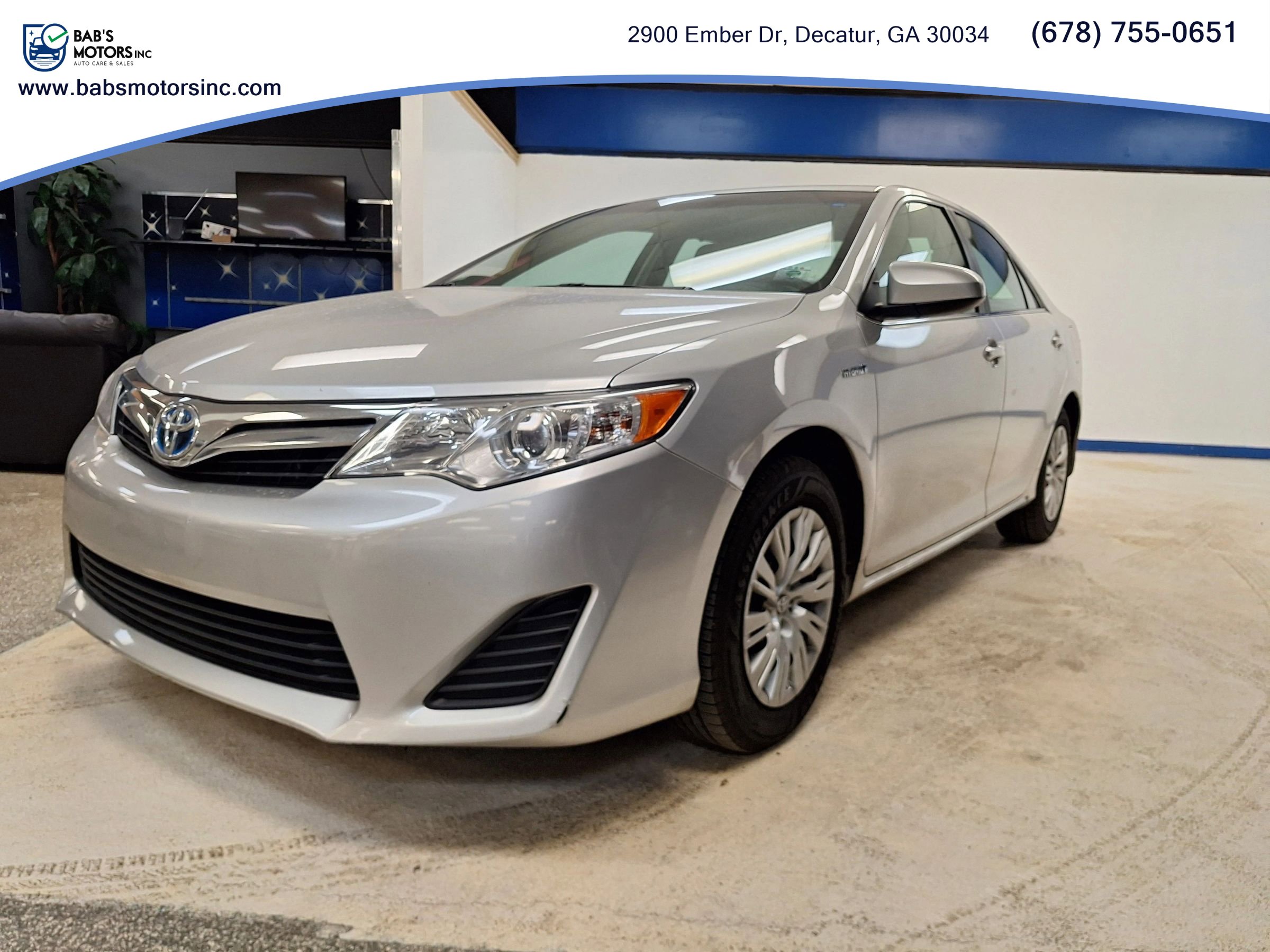 Used 2012 Toyota Camry LE FWD image 3