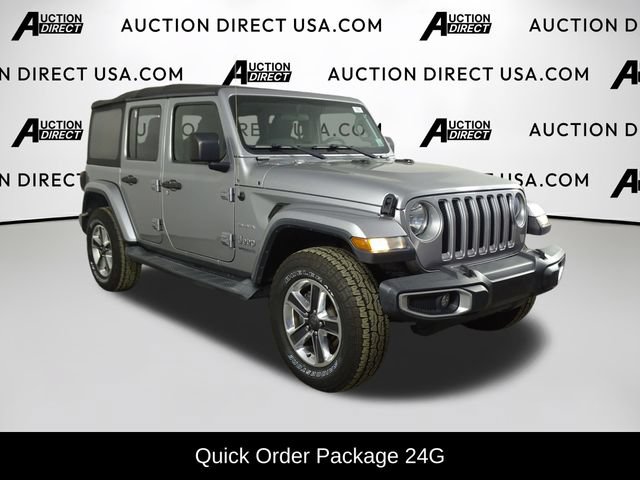 Used 2018 Jeep Wrangler Unlimited Sahara w/ Safety Group AWD/4WD image 2