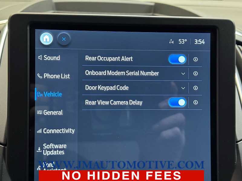 Used 2022 Ford Edge ST image 27