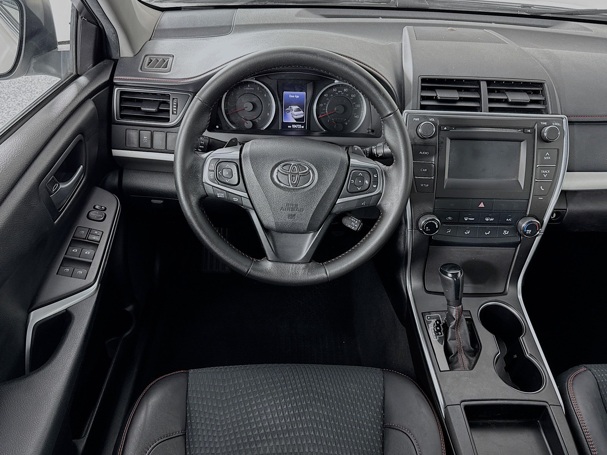 Used 2015 Toyota Camry SE FWD image 20