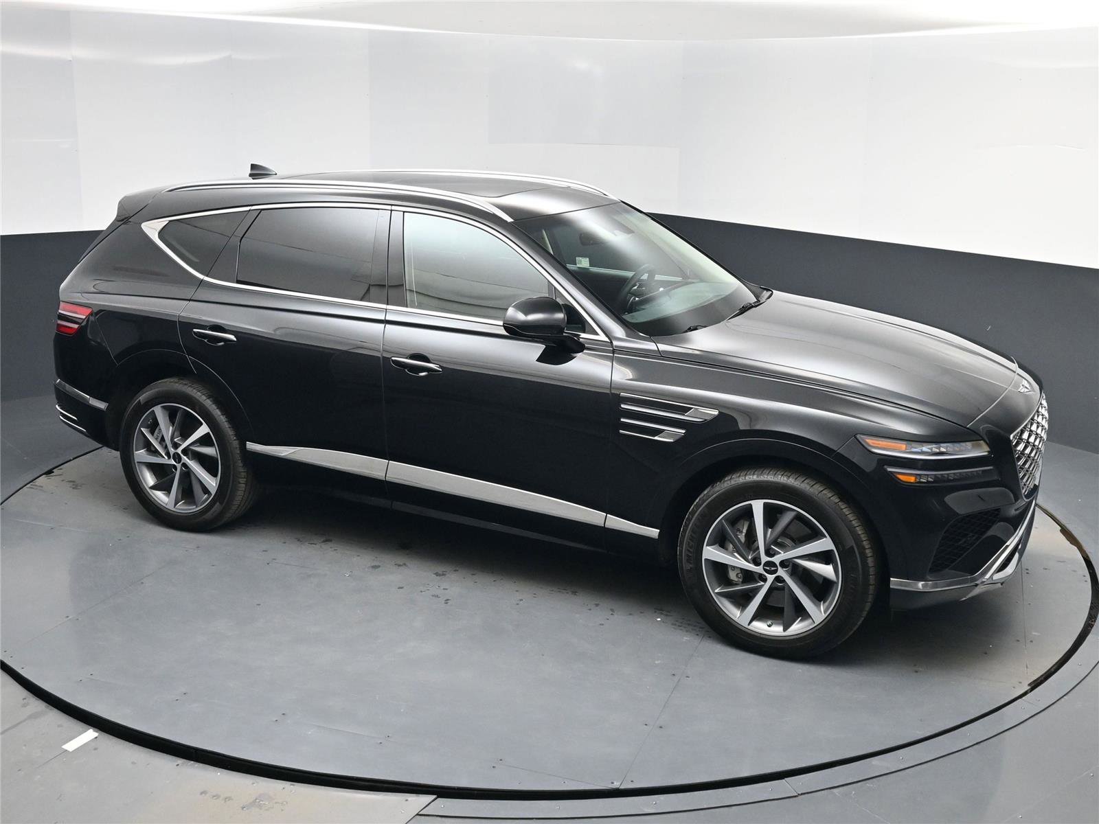 Used 2025 Genesis GV80 2.5T Select image 15