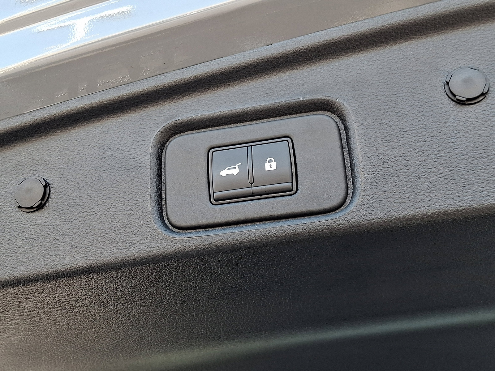 Certified 2025 Nissan Pathfinder Platinum w/ Cargo Package image 29