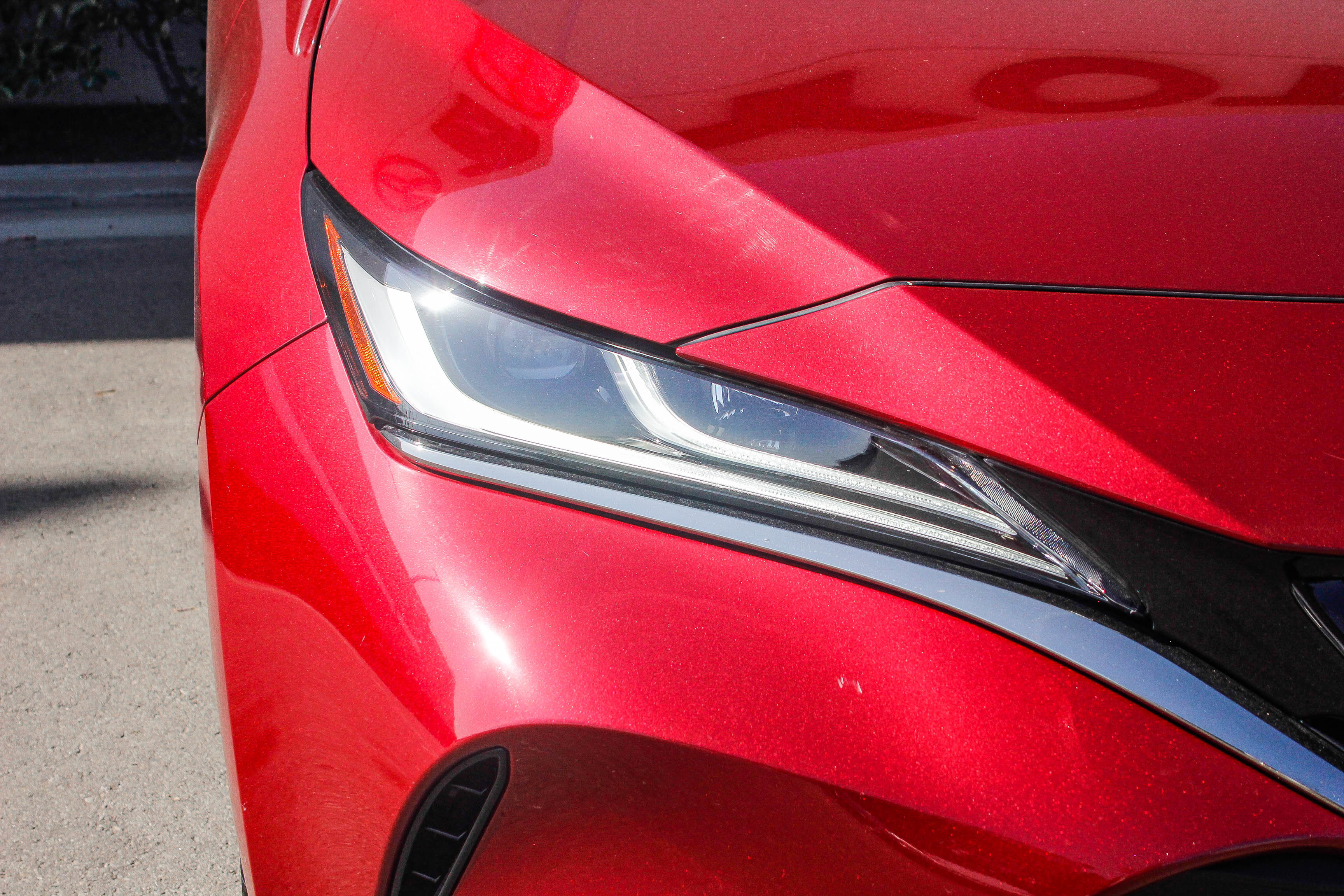 Used 2024 Toyota Venza Nightshade image 4