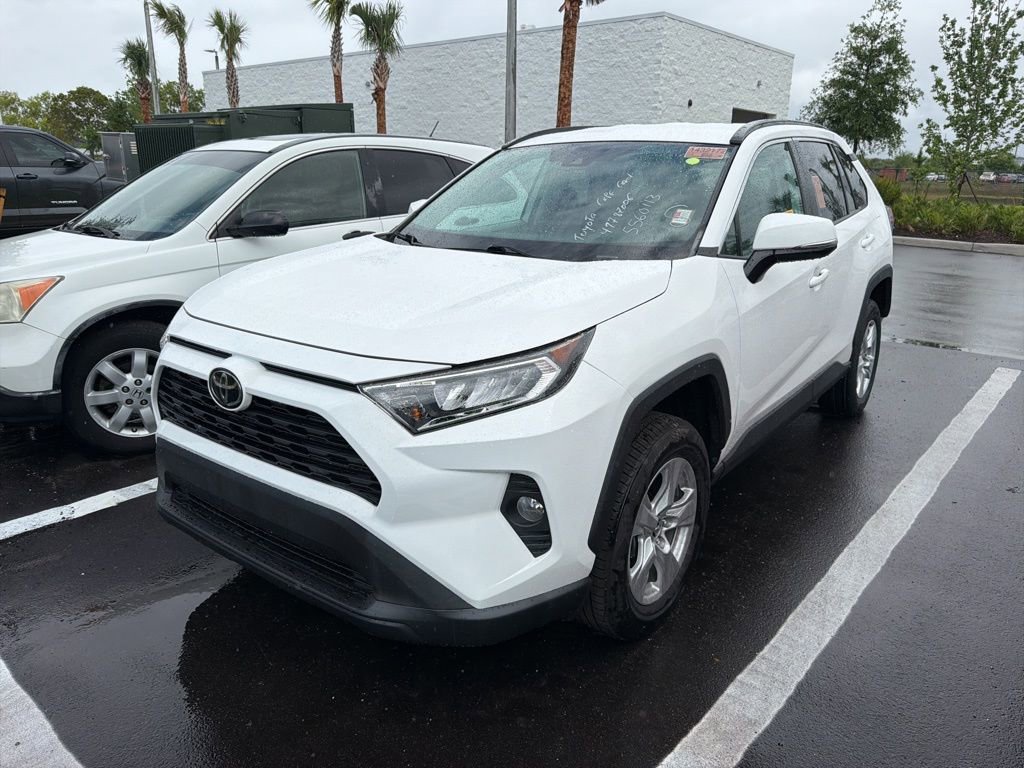 Used 2020 Toyota RAV4 XLE image 10