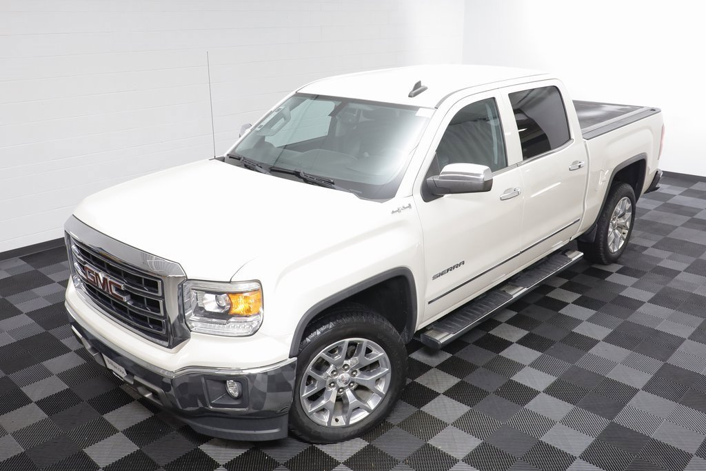 Used 2015 GMC Sierra 1500 SLT w/ SLT Crew Cab Value Package image 2