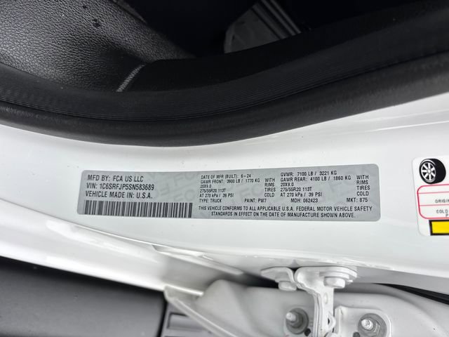 Used 2025 RAM 1500 Laramie w/ Sport Appearance Package image 39