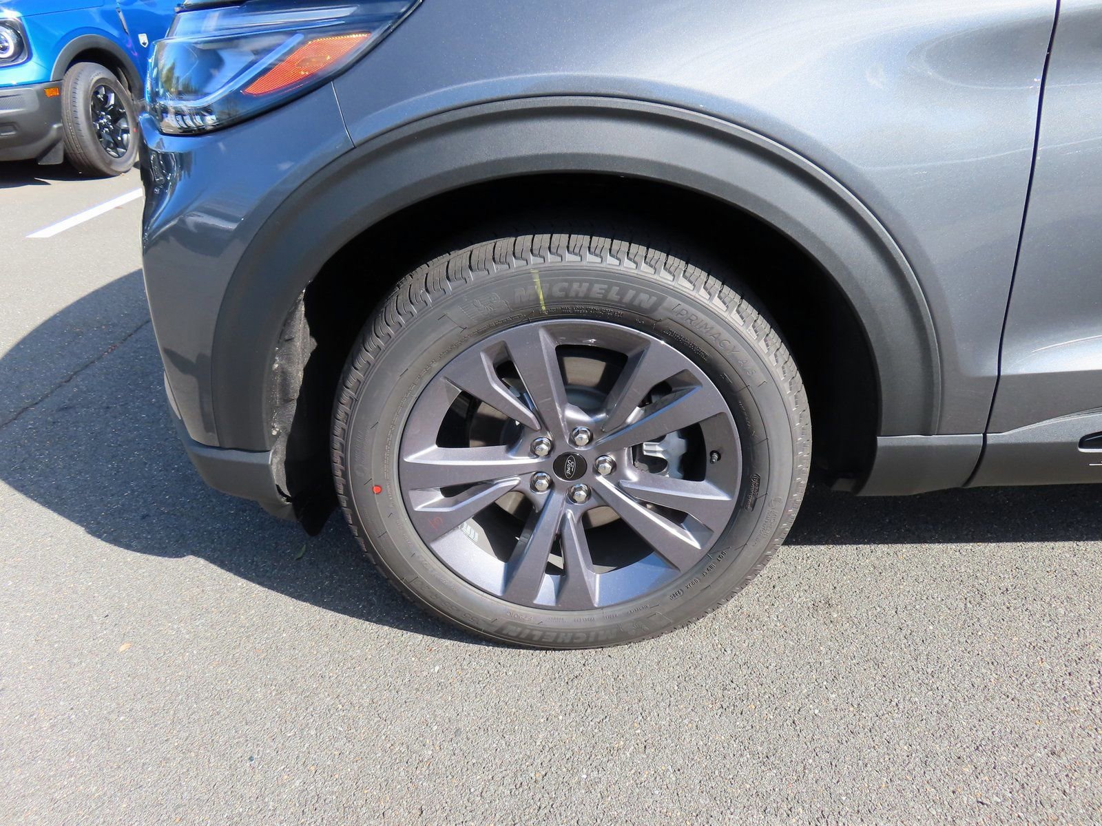 New 2026 Ford Explorer Active w/ Active Comfort Package image 7