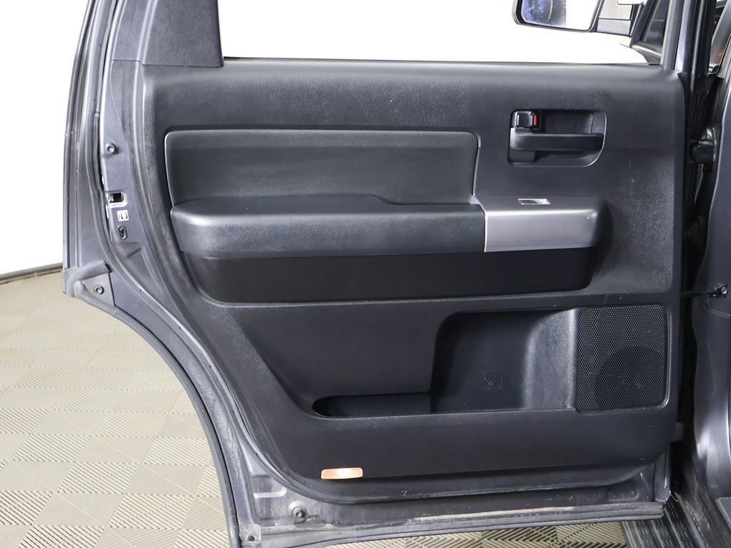 Used 2018 Toyota Sequoia TRD Sport image 27