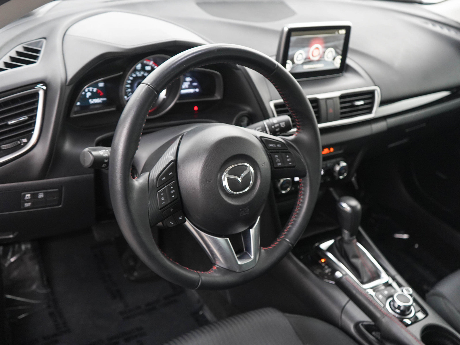 Used 2016 MAZDA MAZDA3 i Touring w/ Popular Equipment Package FWD image 20