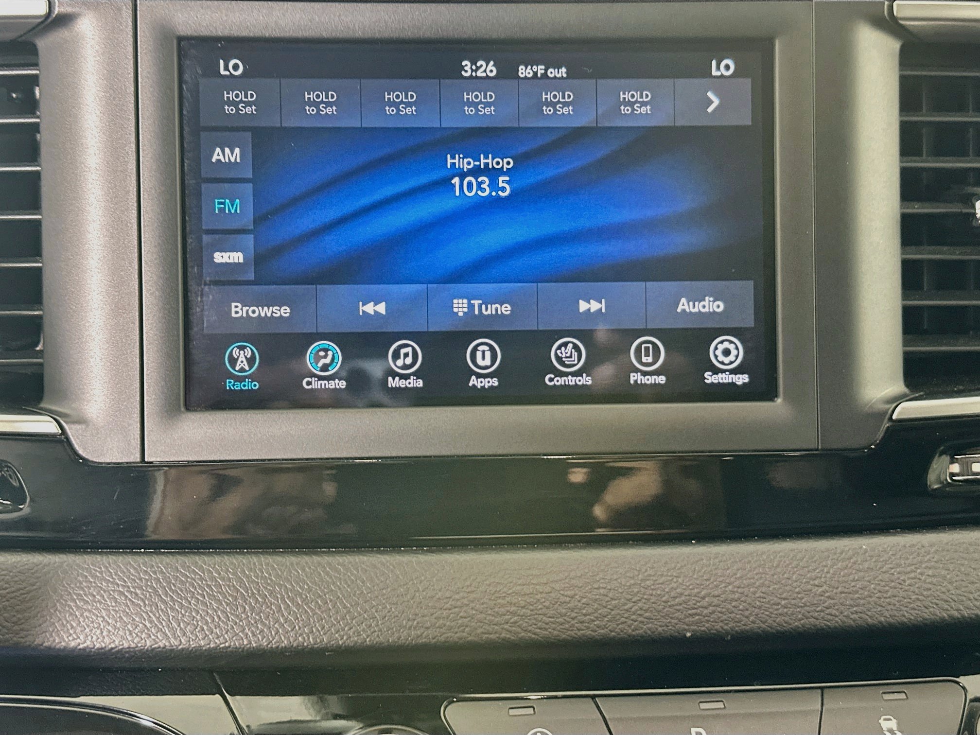 Used 2019 Chrysler Pacifica Touring-L FWD image 24