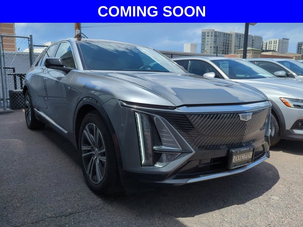 Used 2024 Cadillac Lyriq Luxury w/ LPO, Floor Liner Package AWD/4WD image 1