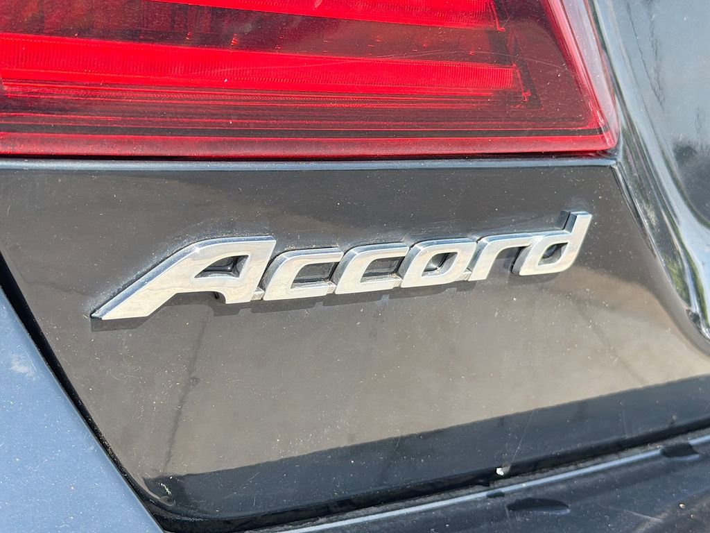 Used 2017 Honda Accord EX image 30