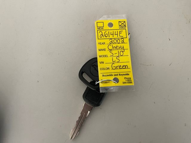 Used 2002 Chevrolet S10 Pickup LS w/ LS Preferred Equipment Group image 26