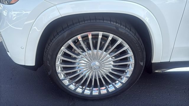 Certified 2024 Mercedes-Benz Maybach GLS 600 4MATIC image 10
