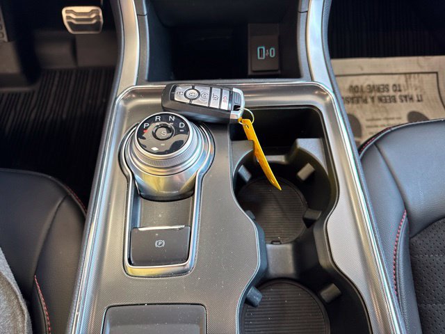 Used 2024 Ford Edge ST-Line AWD/4WD image 21