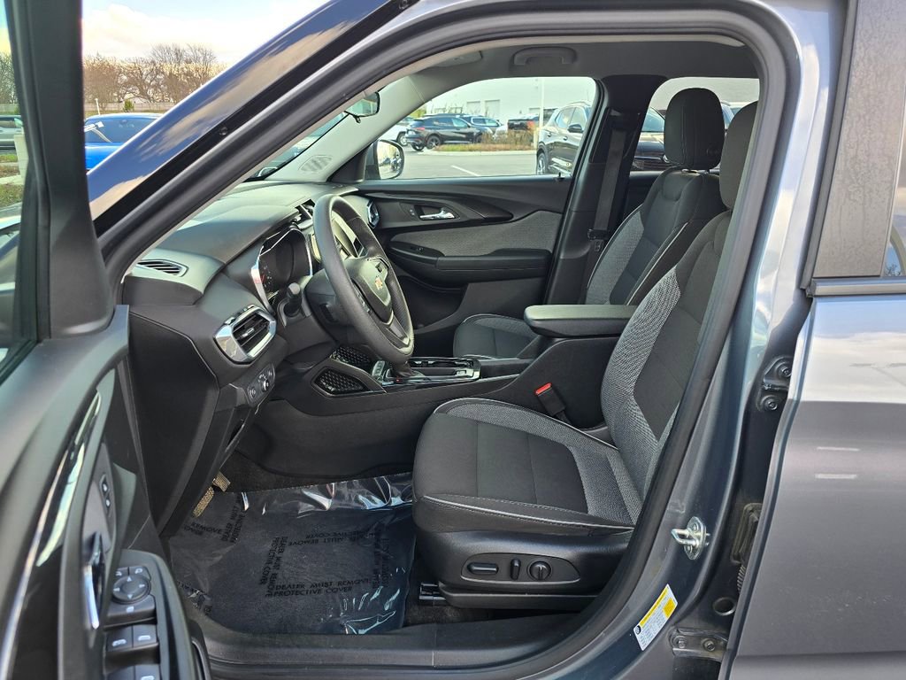 Used 2022 Chevrolet TrailBlazer LT image 15