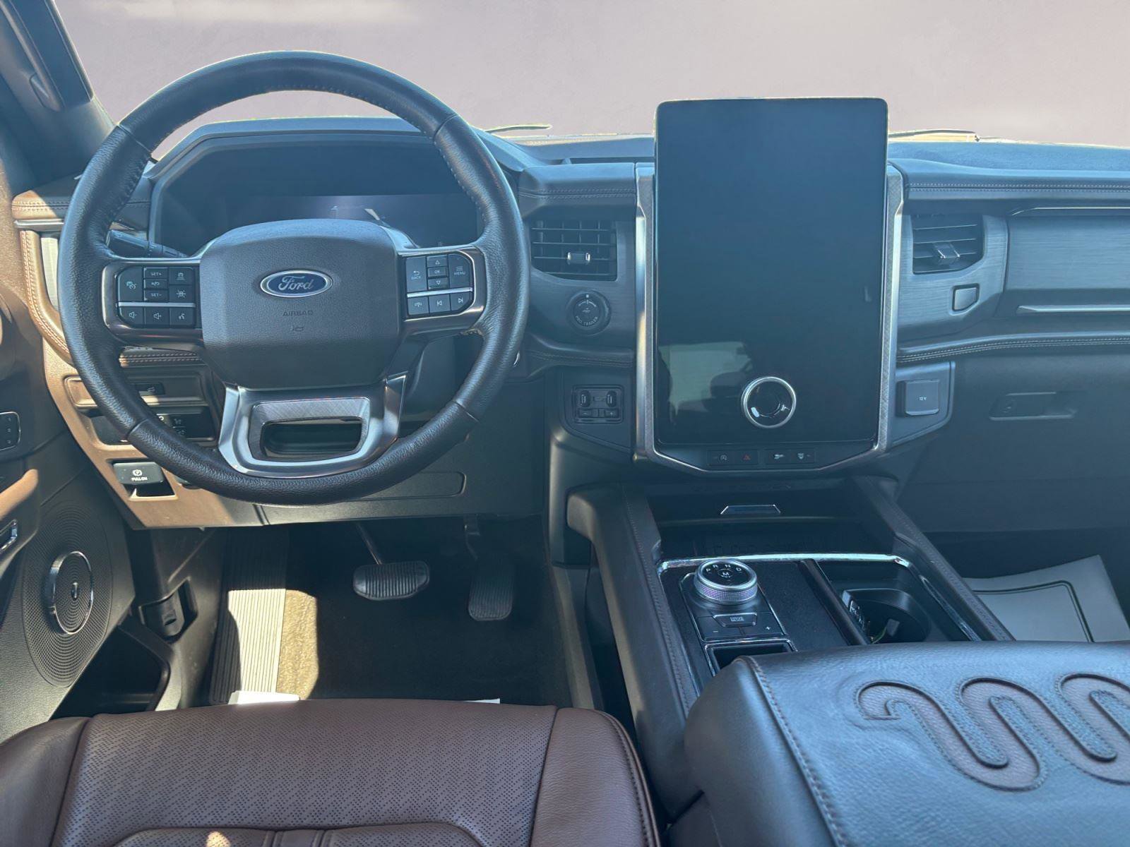Used 2024 Ford Expedition King Ranch RWD image 10