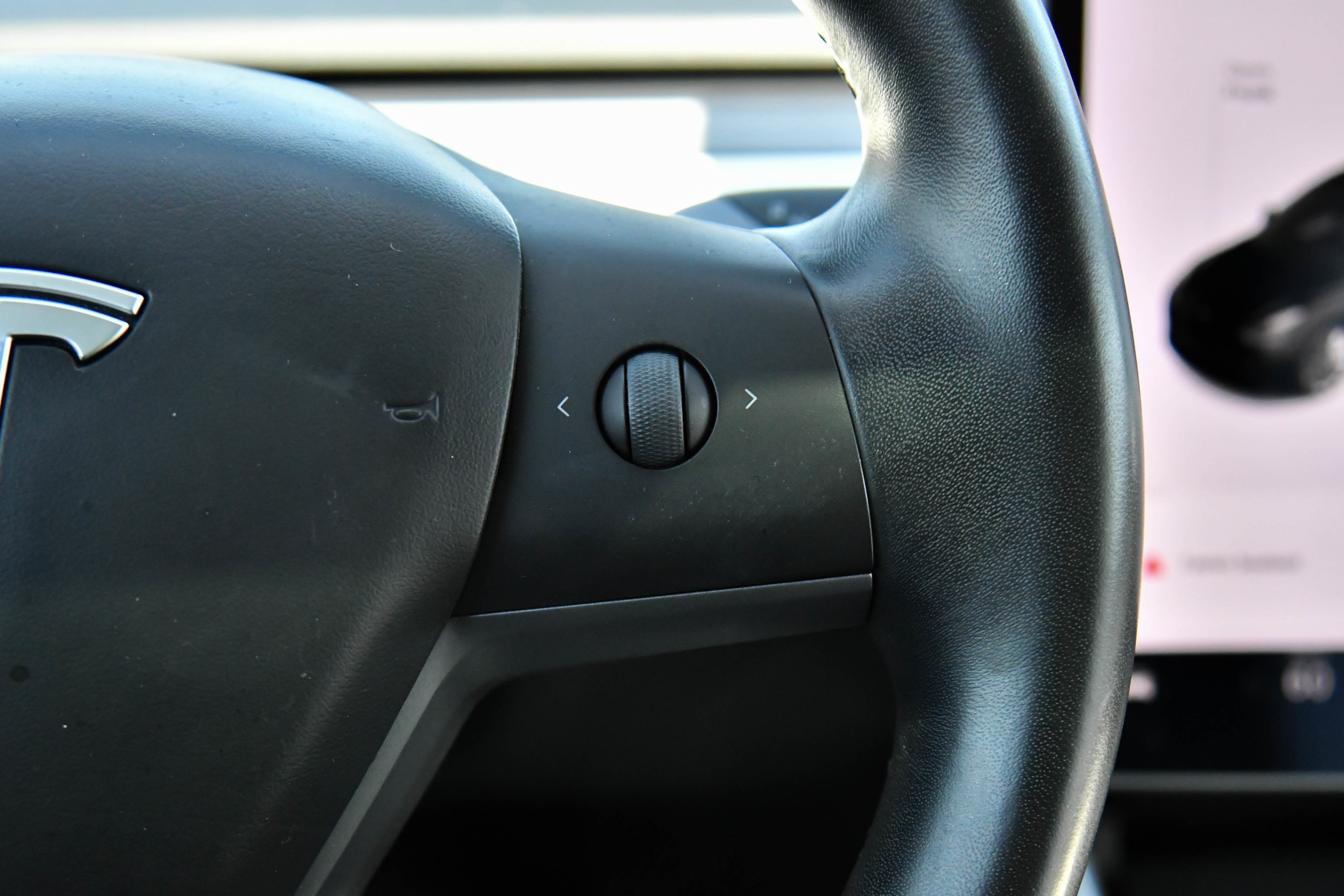 Used 2018 Tesla Model 3 Long Range image 27