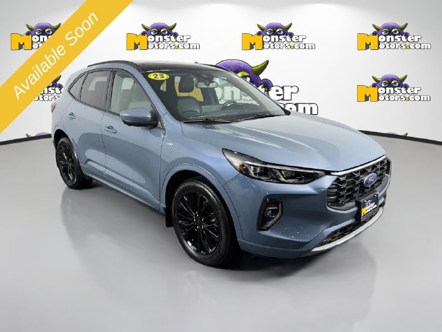 Used 2023 Ford Escape ST-Line Elite w/ Premium Technology Package AWD/4WD image 3