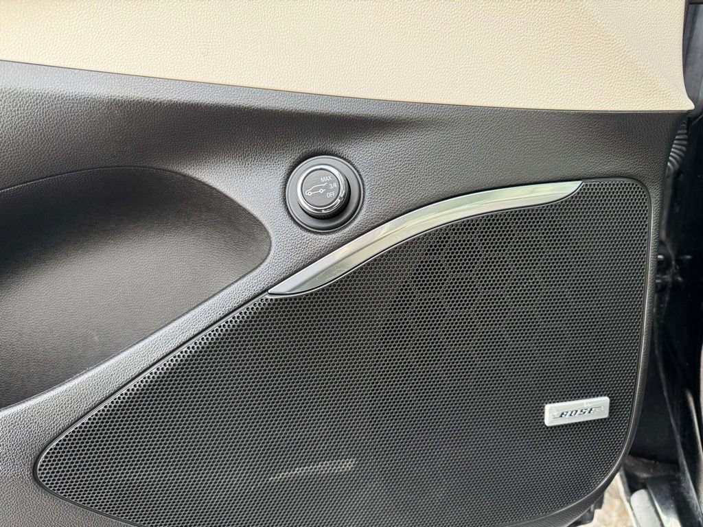 Used 2023 Buick Enclave Essence w/ Experience Buick Package image 13