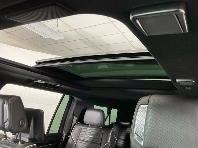 Used 2024 Cadillac Escalade ESV V w/ LPO, ONYX Package image 22